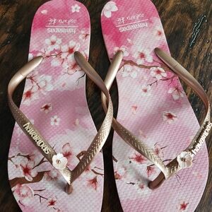 Havaianas Cherry Blossom